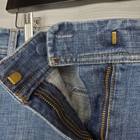 Ann Taylor Denim Mini - Picture 6 of 8